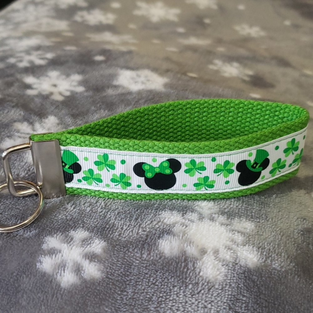 St. Patrick's Day key fobs